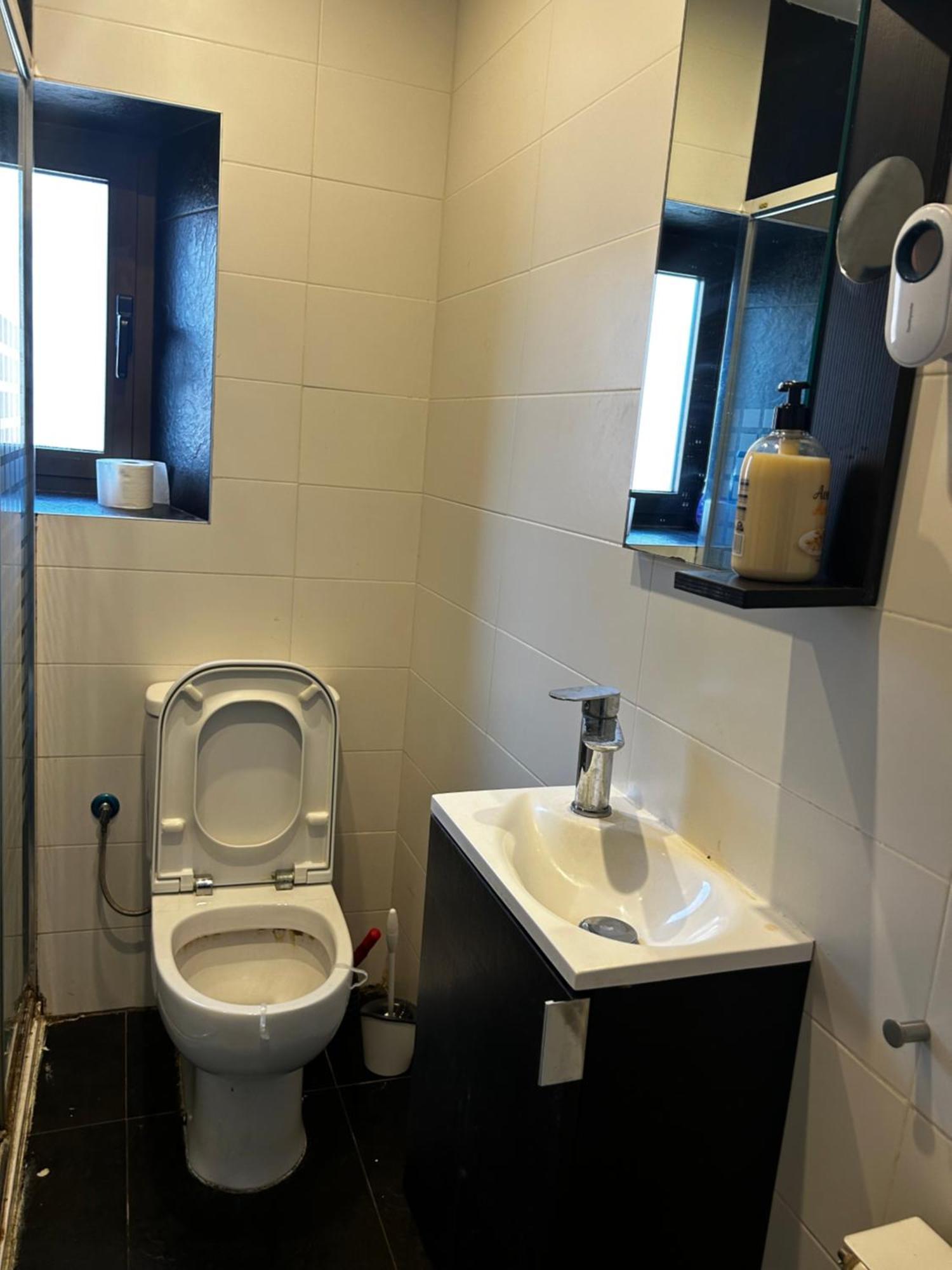Habitacion Privada En Pleno Centro De Витория Экстерьер фото