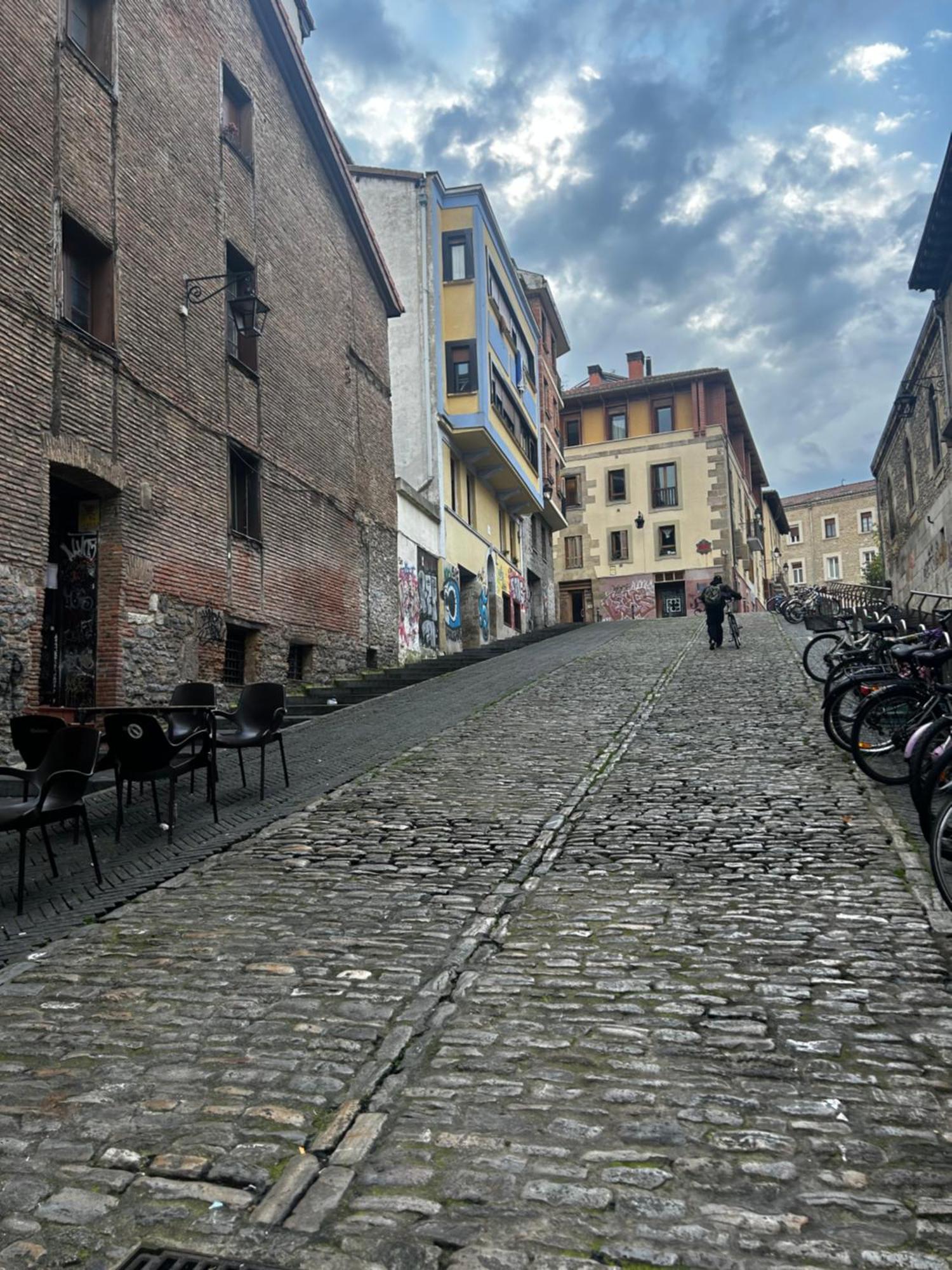 Habitacion Privada En Pleno Centro De Витория Экстерьер фото